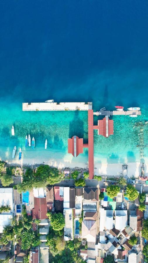 Abdi Hotel กีลีตราวางัน ภายนอก รูปภาพ