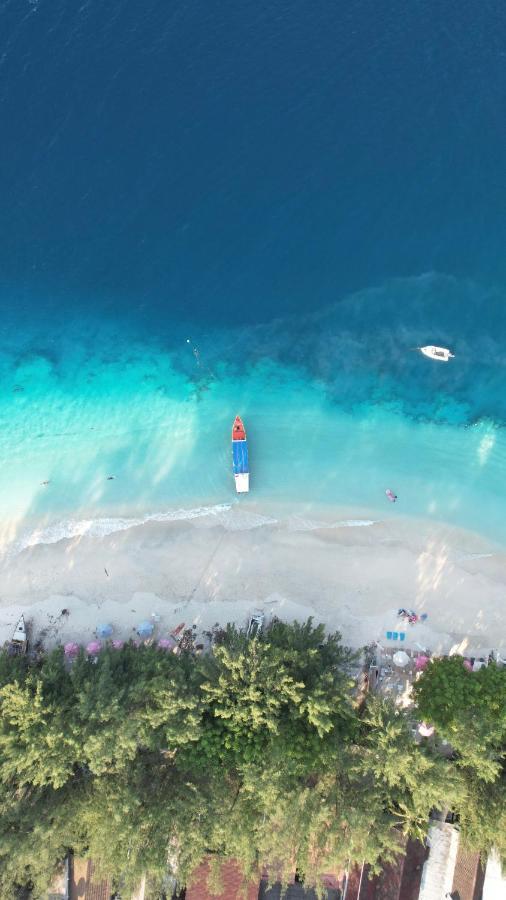 Abdi Hotel กีลีตราวางัน ภายนอก รูปภาพ