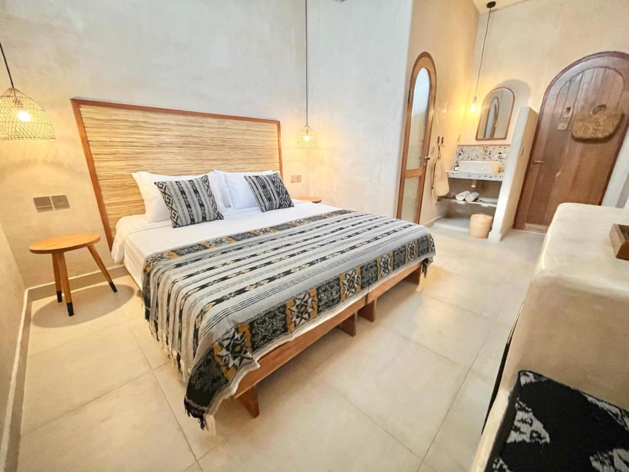Abdi Hotel กีลีตราวางัน ภายนอก รูปภาพ