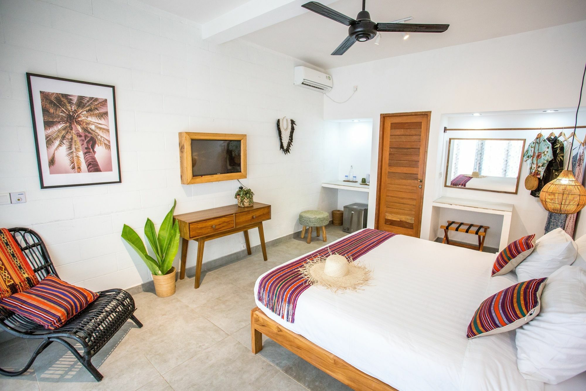 Abdi Hotel กีลีตราวางัน ภายนอก รูปภาพ