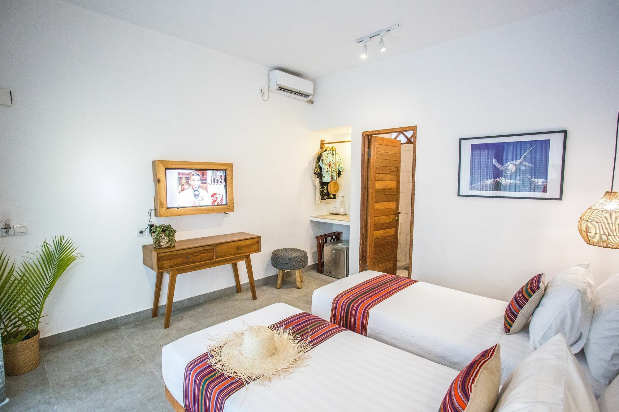 Abdi Hotel กีลีตราวางัน ภายนอก รูปภาพ