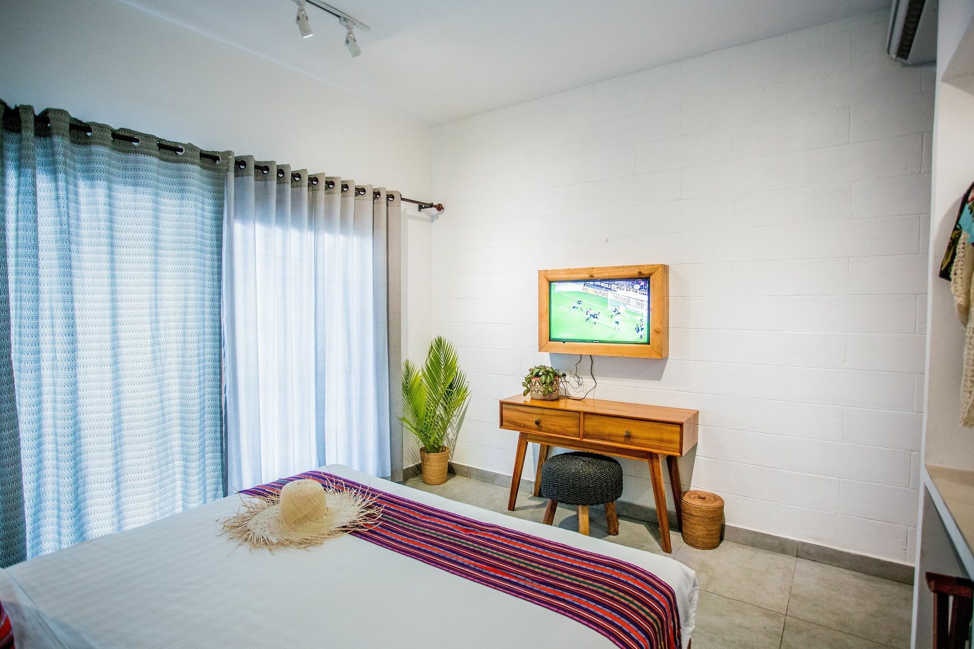 Abdi Hotel กีลีตราวางัน ภายนอก รูปภาพ
