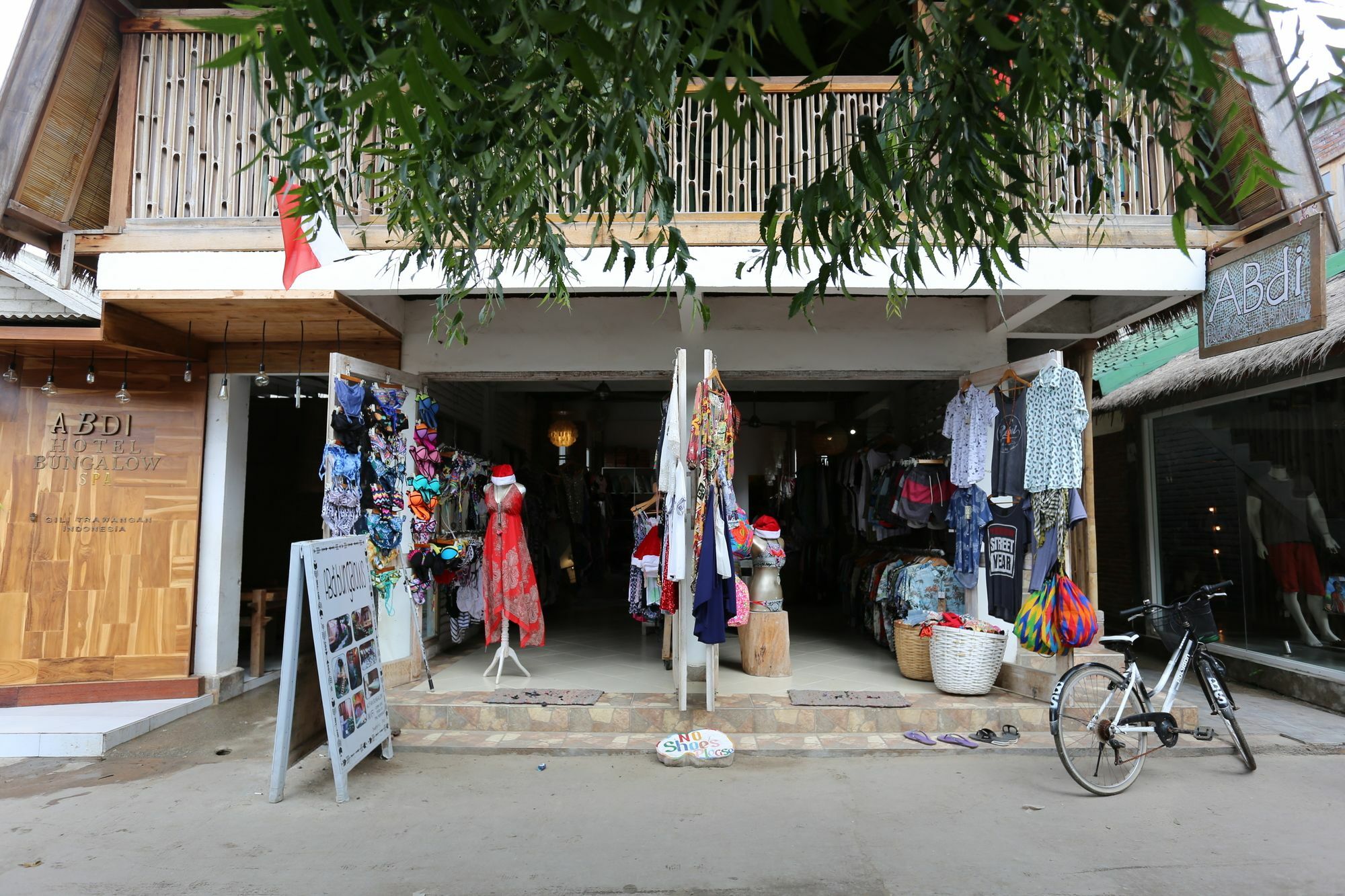 Abdi Hotel กีลีตราวางัน ภายนอก รูปภาพ