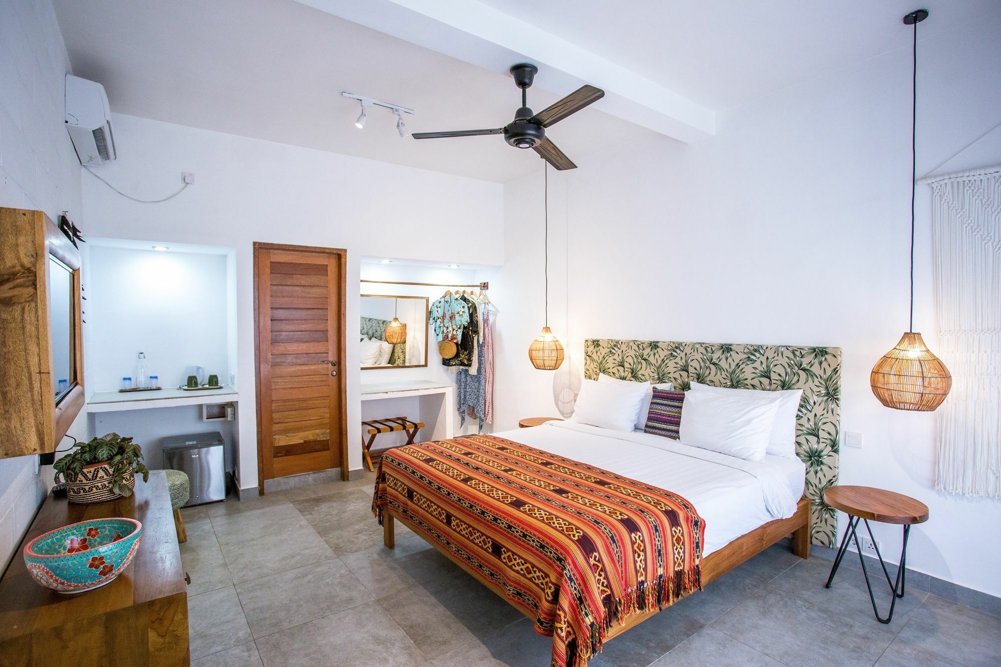 Abdi Hotel กีลีตราวางัน ภายนอก รูปภาพ
