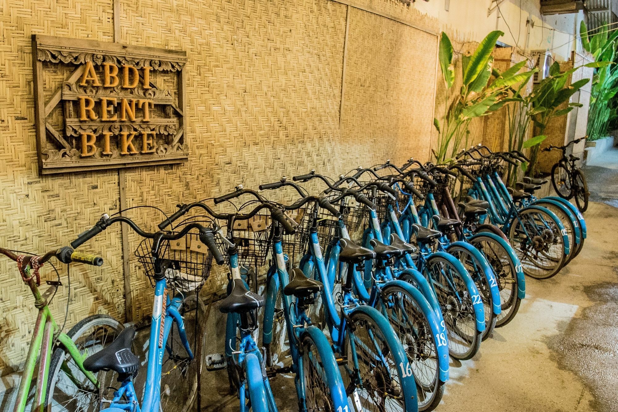 Abdi Hotel กีลีตราวางัน ภายนอก รูปภาพ